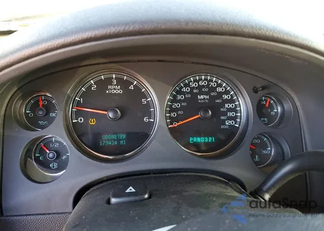 2008 Chevrolet Tahoe K1500 из США, поврежденный, VIN 1GNFK13088R258786